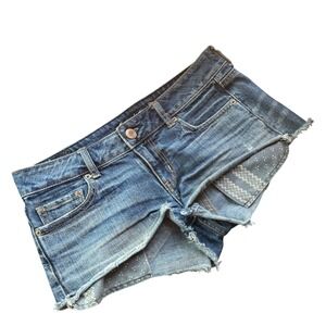 American Eagle Denim Micro Shorts Dark Wash Frayed Hem Size 4 Y2K 2" Inseam